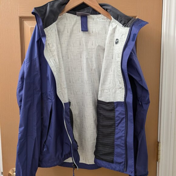 Purple REI Rain Jacket (Small) - Picture 3 of 4